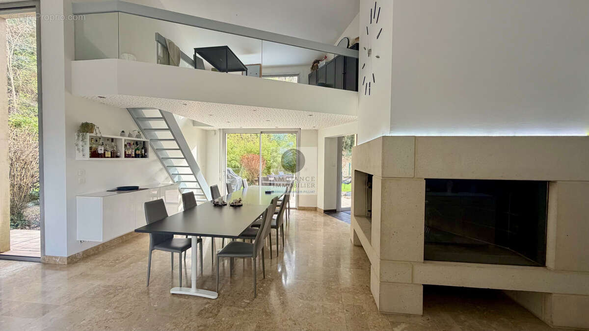 Maison à LORIOL-SUR-DROME