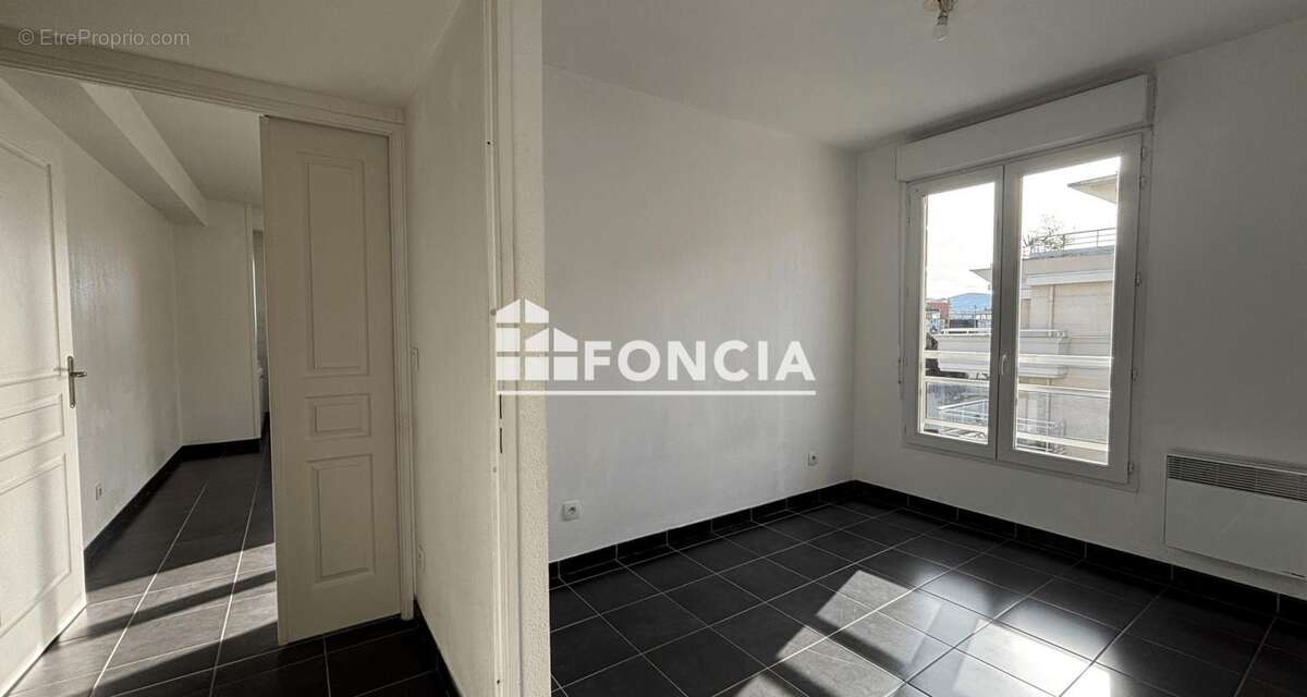 Appartement à MANDELIEU-LA-NAPOULE