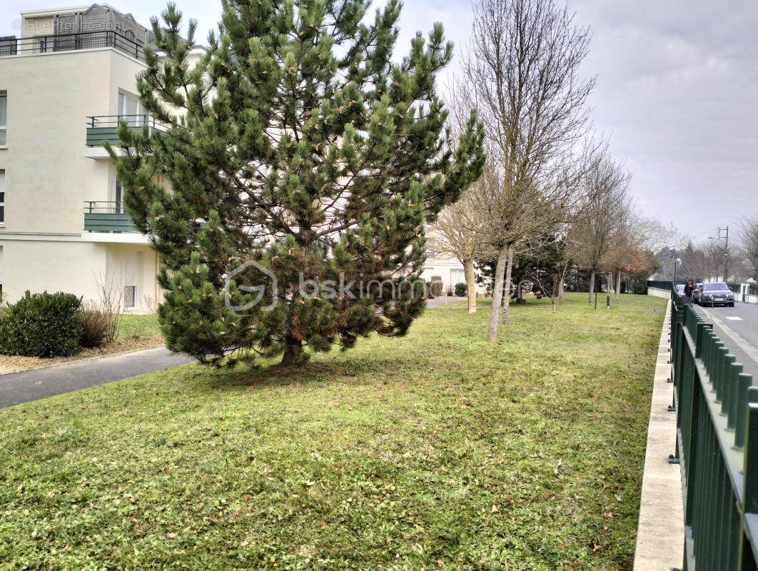 Appartement à SAINT-CYR-SUR-LOIRE