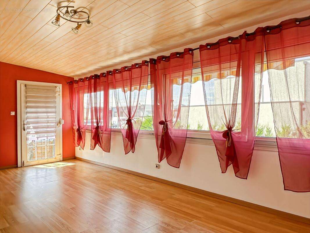THANN, 68800, maison 3 chambres, 126 m2, terrain  7,74 ares - photo 7