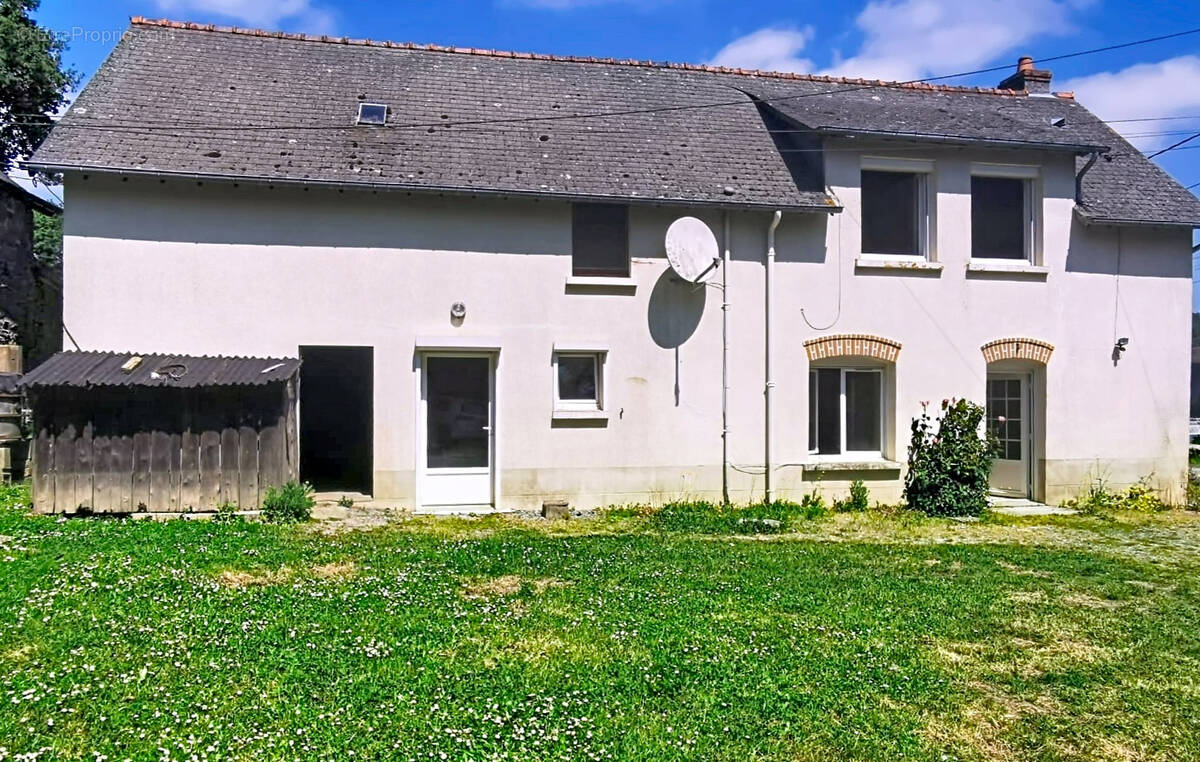 Maison à SAINT-MALO-DE-PHILY