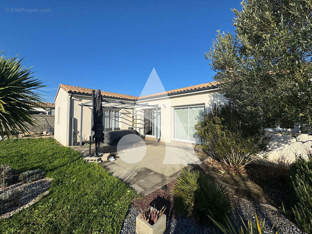 Maison à VILLIERS-EN-PLAINE