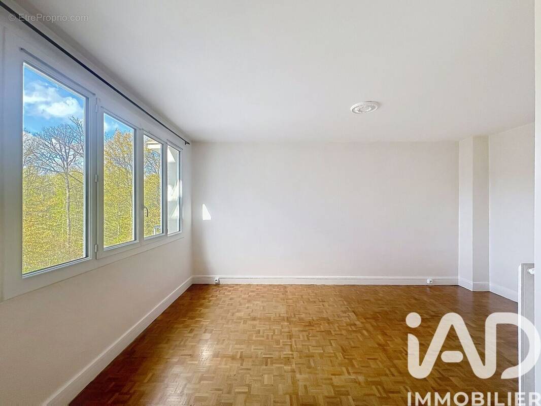 Photo 1 - Appartement à OZOIR-LA-FERRIERE