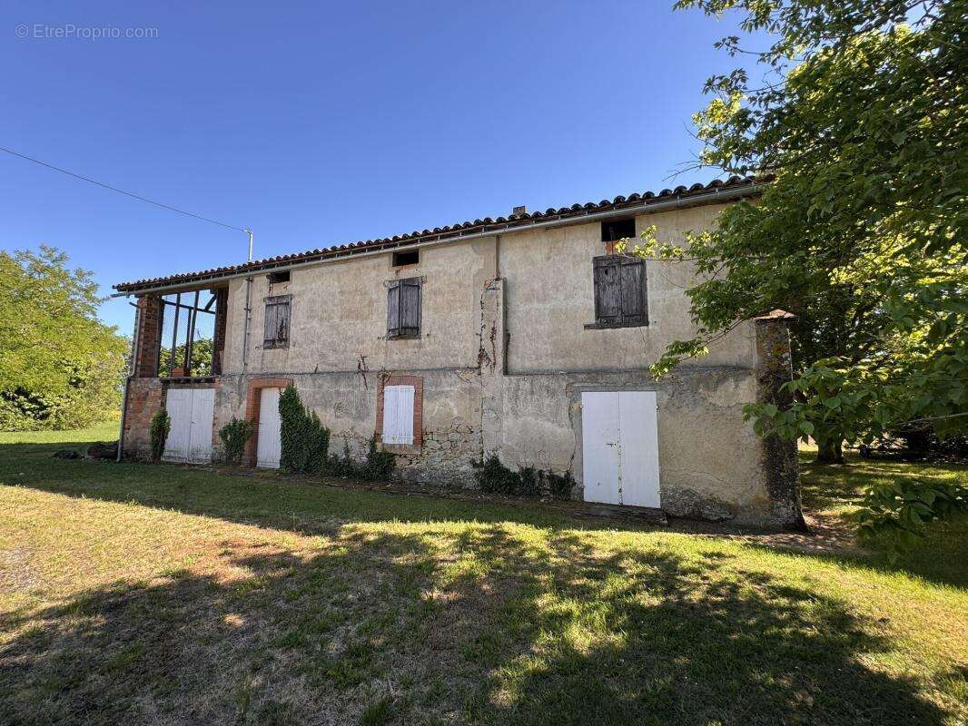 Maison à SAINT-JULIA