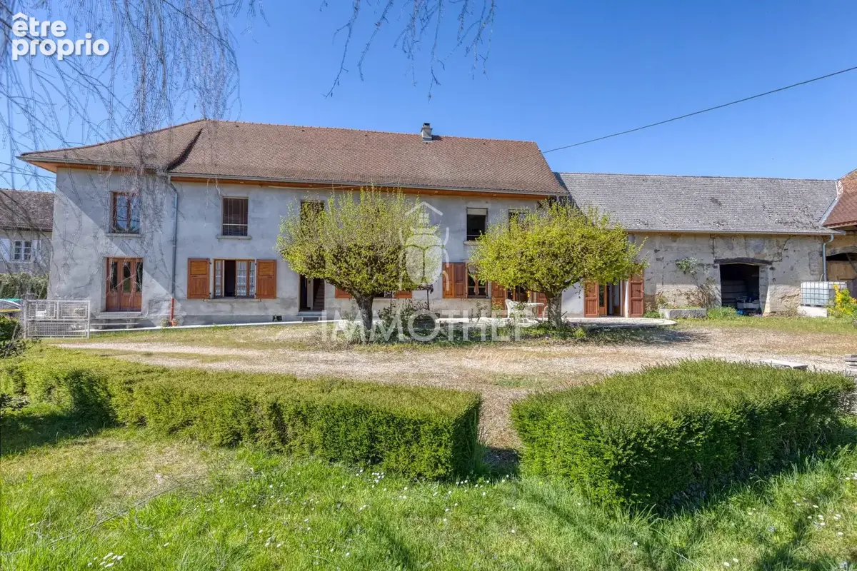Maison 215 m² à Chimilin  - photo 3