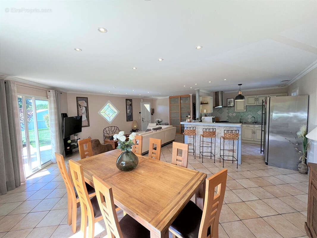 Maison à GAGEAC-ET-ROUILLAC