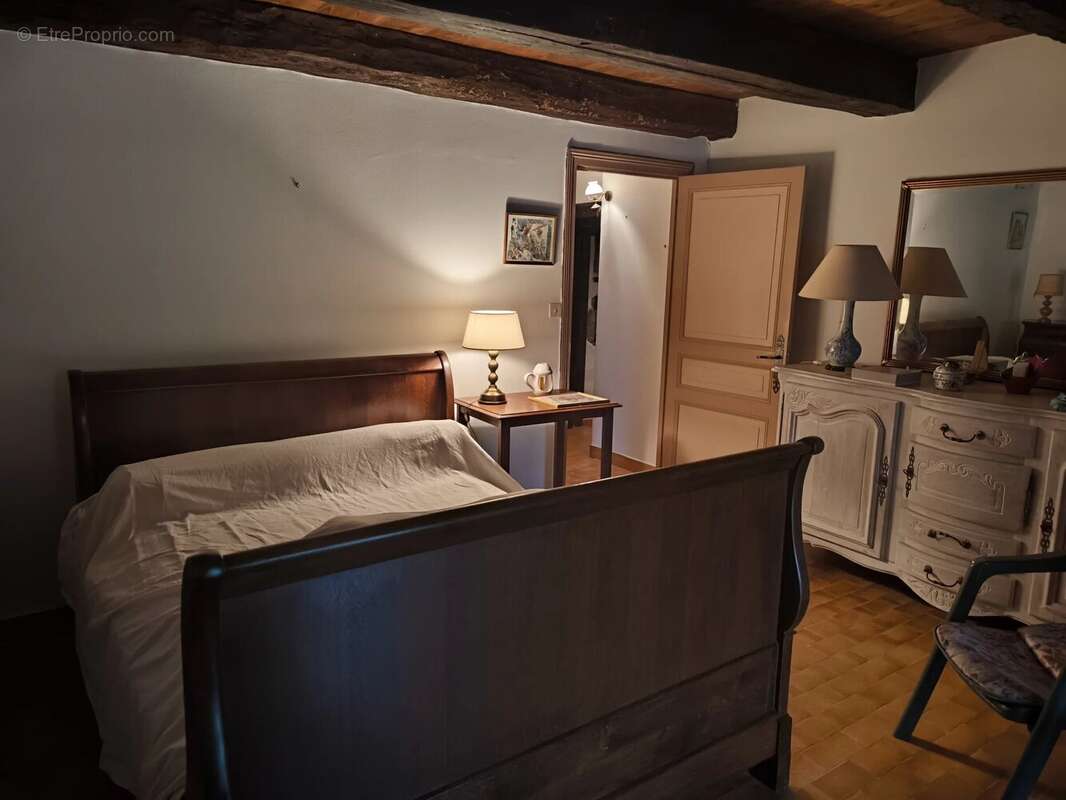 Maison à SAINTE-MARIE-DE-VAUX