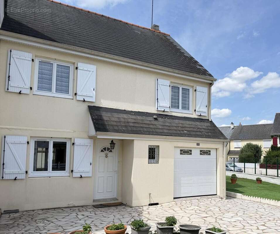 Maison à JOUE-LES-TOURS