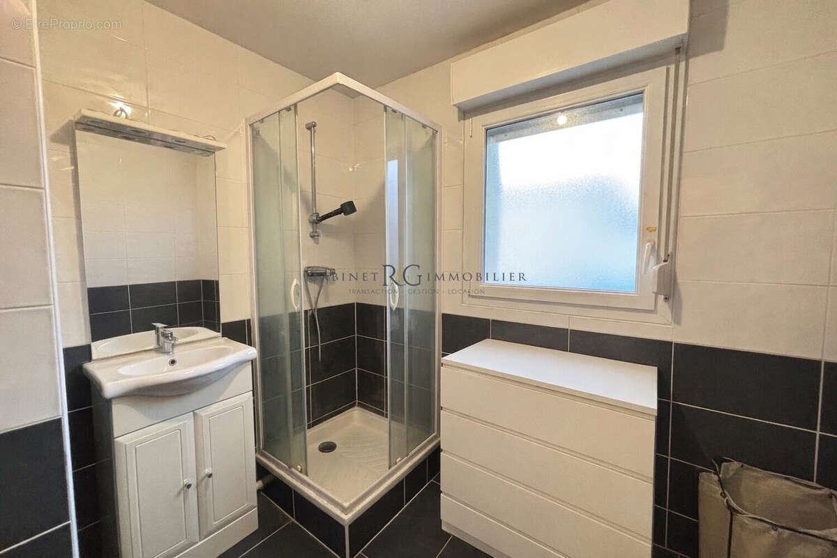 Appartement à VITRY-SUR-ORNE