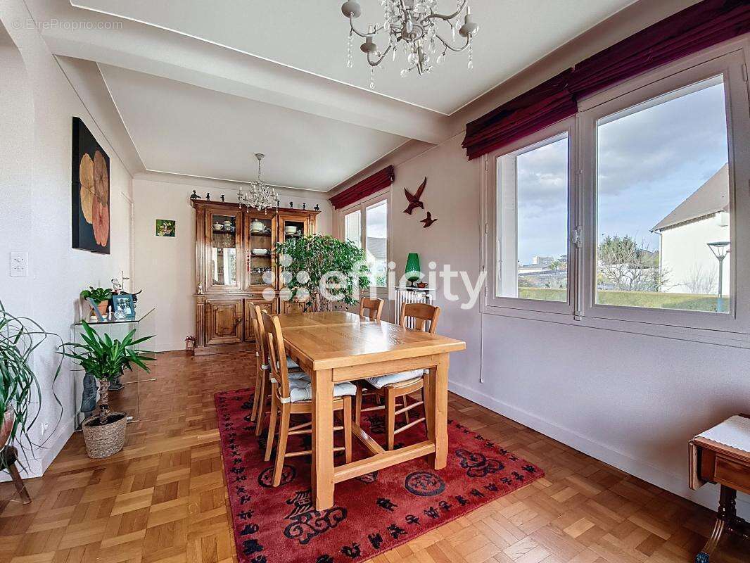 Maison à SAINT-GRATIEN