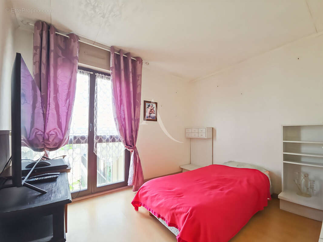 Appartement à LES MUREAUX