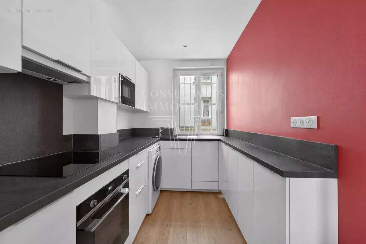 Appartement à PARIS-15E