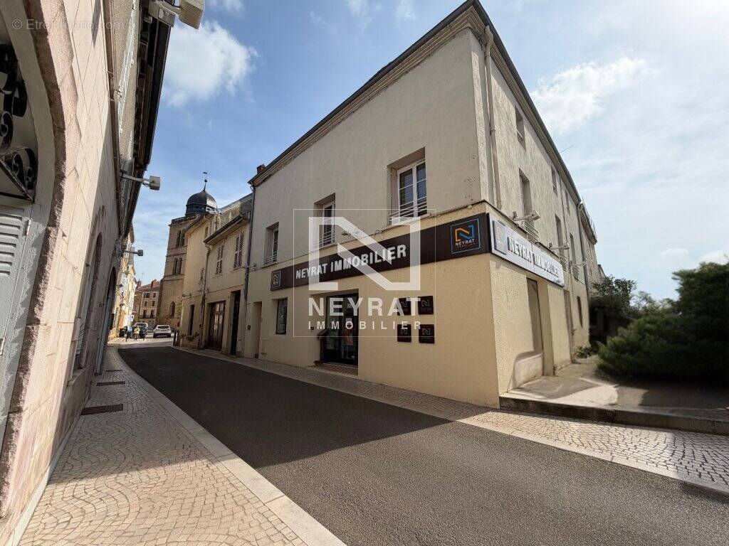Appartement à PARAY-LE-MONIAL