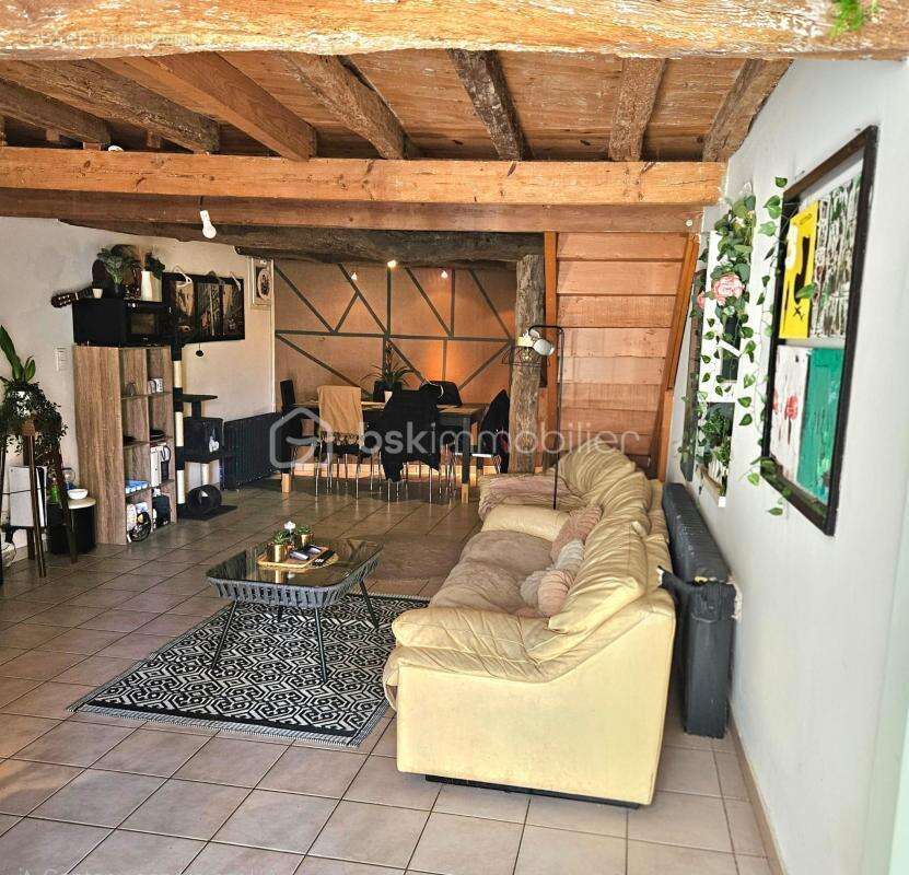Maison à MEZIN