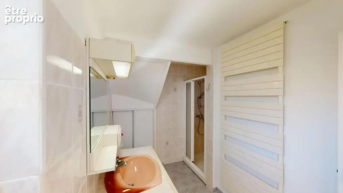 Ensemble immobilier de charme avec gîte, appartement et dépendances – 5 minutes de Sancerre - photo 7