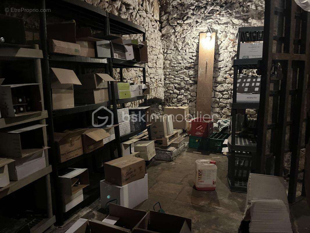 Commerce à PERIGUEUX