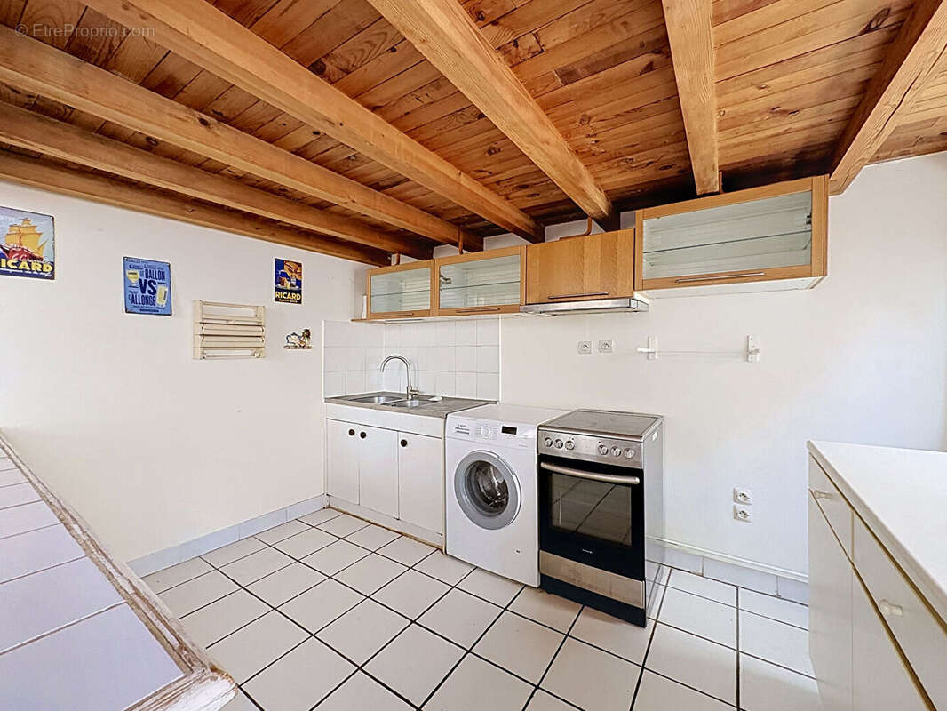 A VENDRE Appartement d'angle de 49 m² (66 m² utiles) Pentes de la Croix Rousse - photo 4