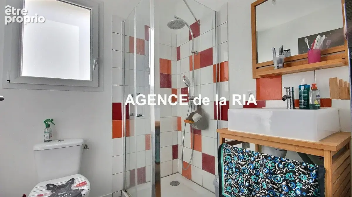 Maison de 2015, 3 chambres et un bureau - photo 7