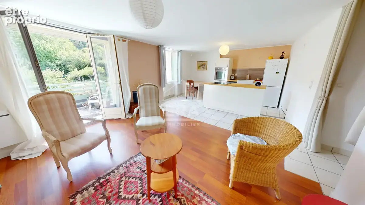 Appartement à VAUX-EN-BUGEY
