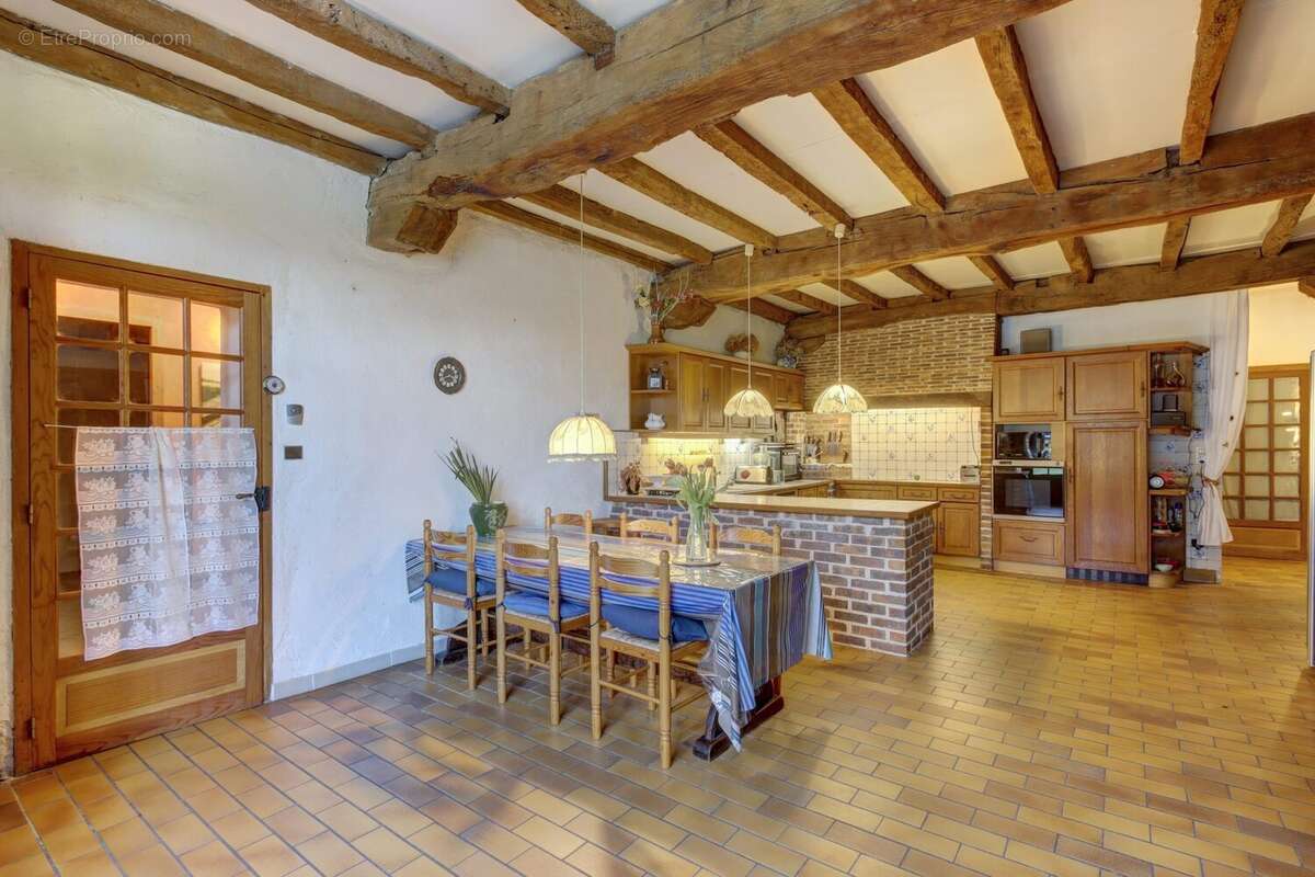 Maison à SAINTE-MARIE-DE-GOSSE