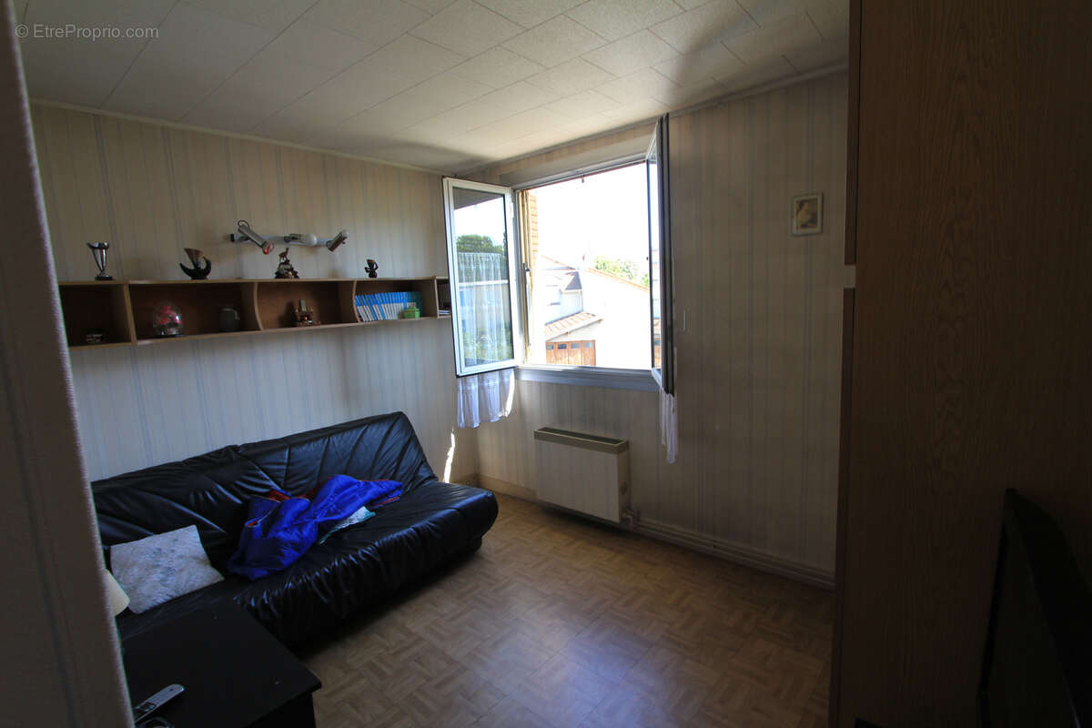 Maison familiale avec jardin et garage   Fonctionnelle et lumineuse - photo 9