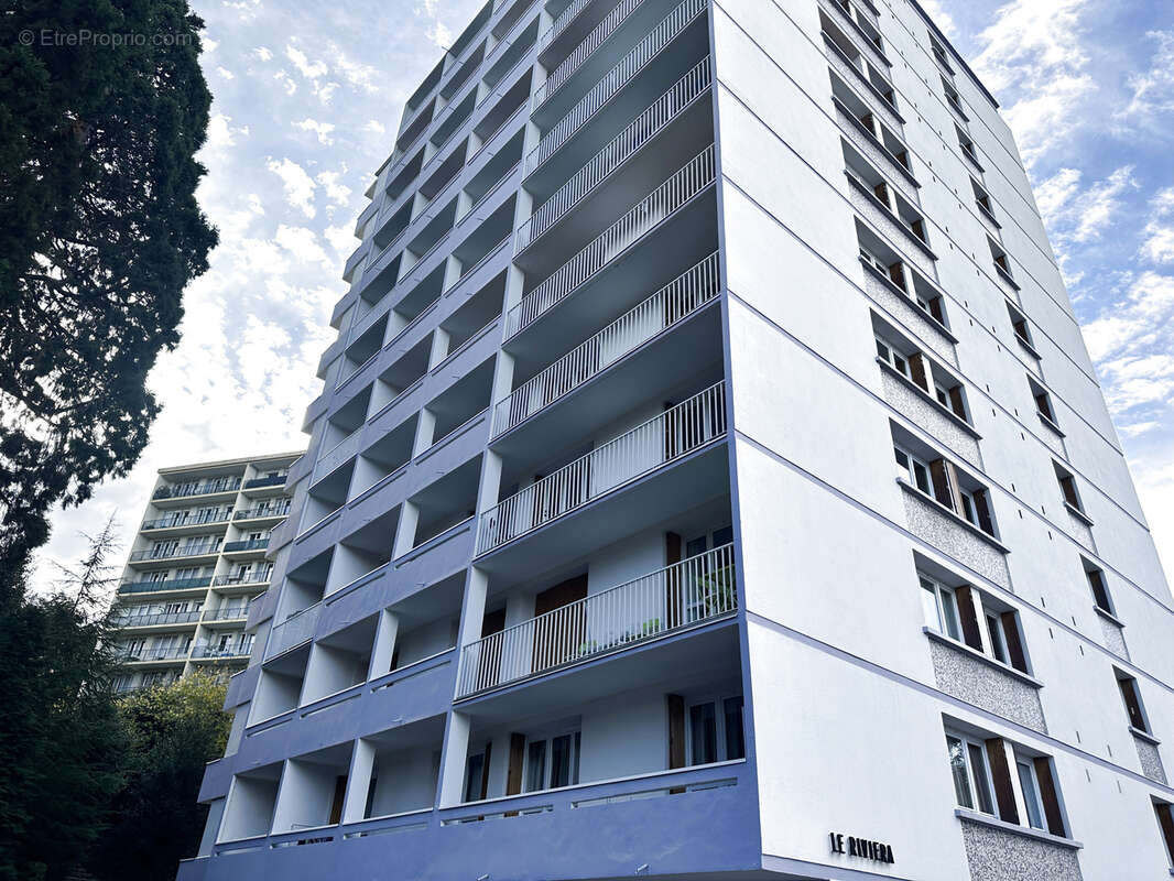 Appartement à SAINT-ETIENNE