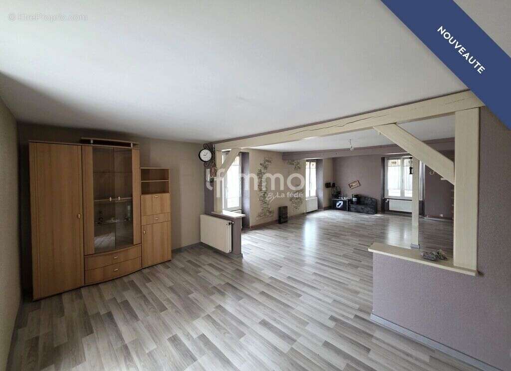 Duplex atypique de 158 m² avec jardin et 2 garages - photo 2