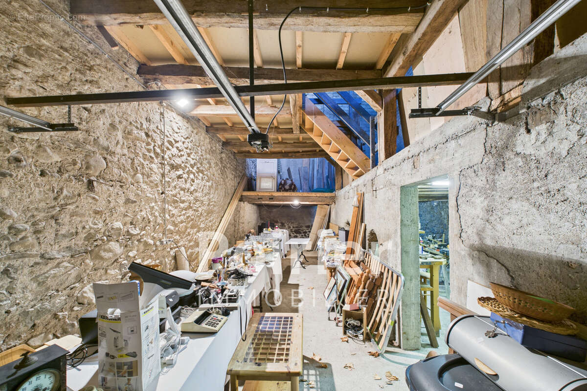 Maison à PERRIGNIER