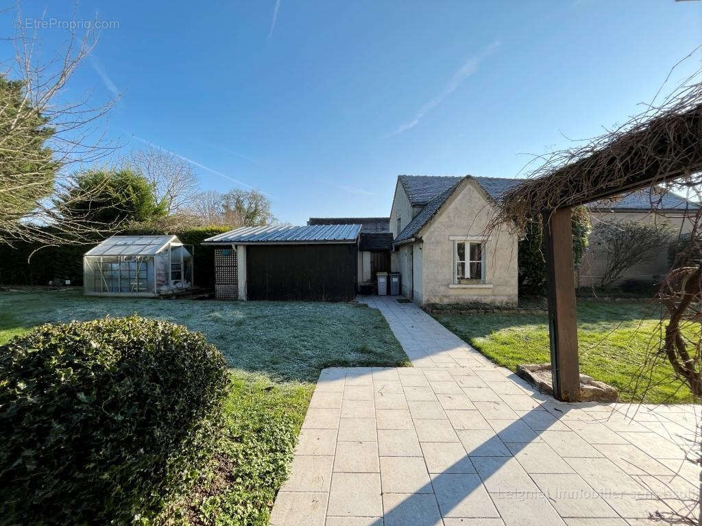 Propriété avec piscine et sa maison d'amis sur son jardin de 2250m2 - photo 27