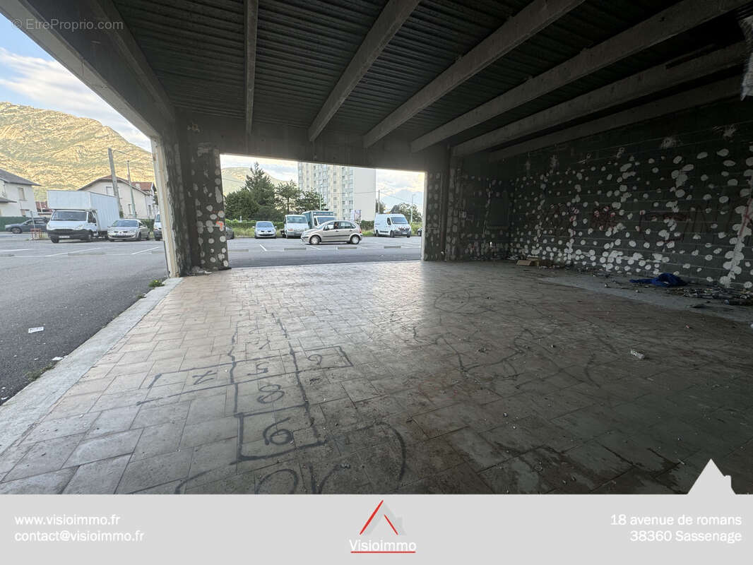 Commerce à SASSENAGE