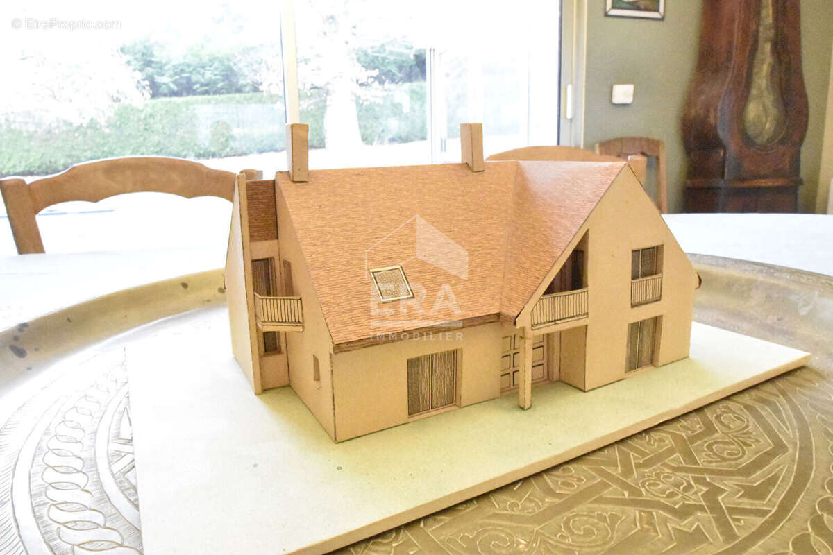 Maison à COIGNIERES