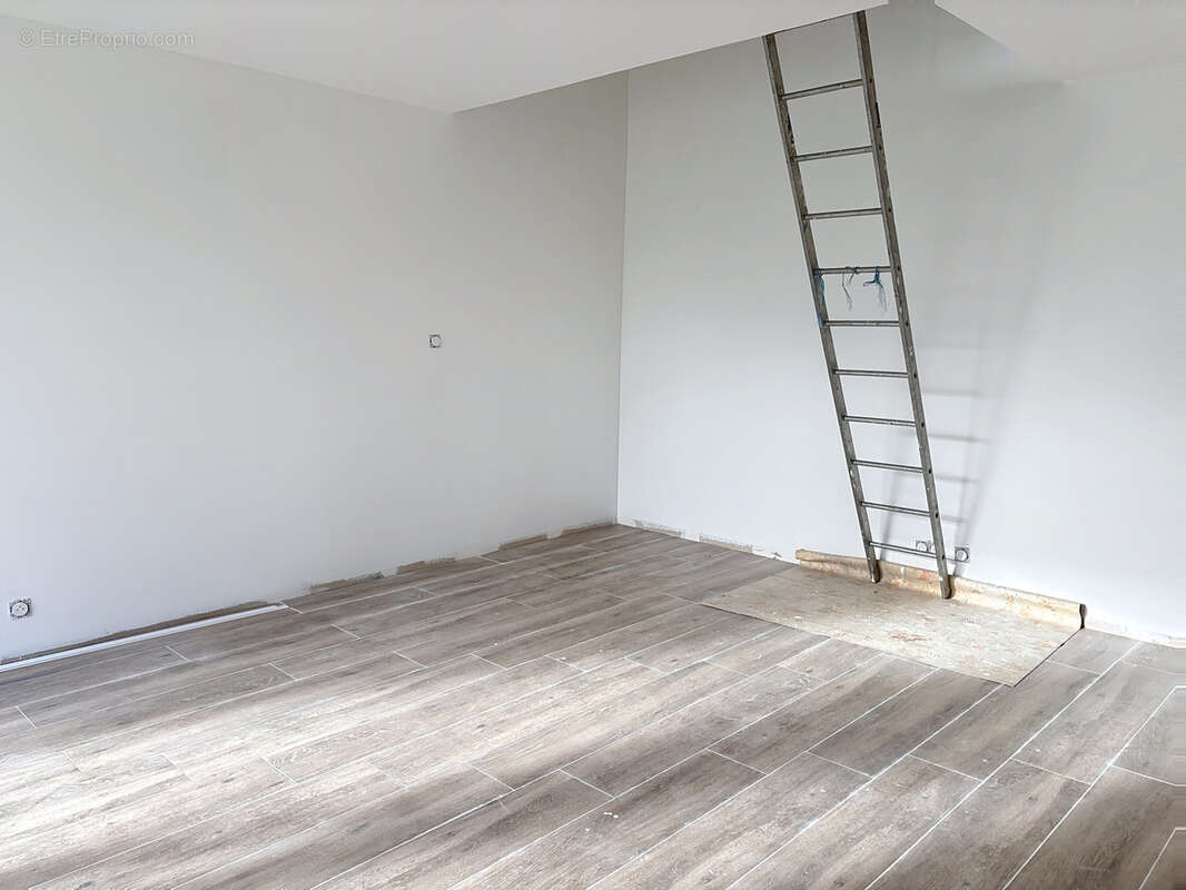 Maison à VILLEDIEU-LES-POELES