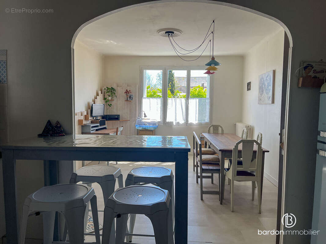 Maison 7 pièces - 104 m² - Proche du bourg - photo 7