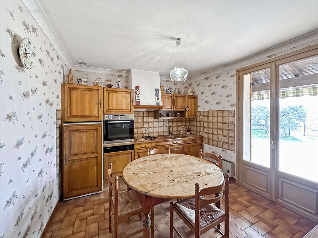 Maison à CHATEAURENARD