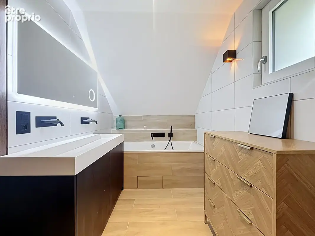 Maison rénovée avec vue imprenable et T2 indépendant à Poisy - photo 12