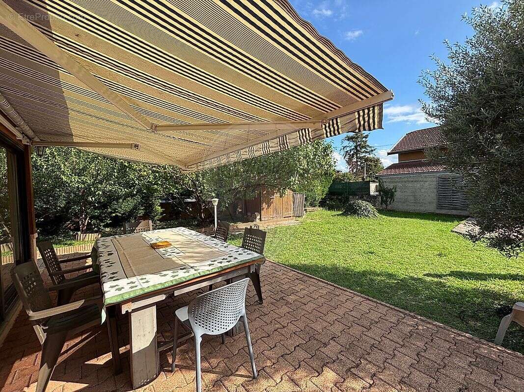 Maison à VILLEFRANCHE-SUR-SAONE