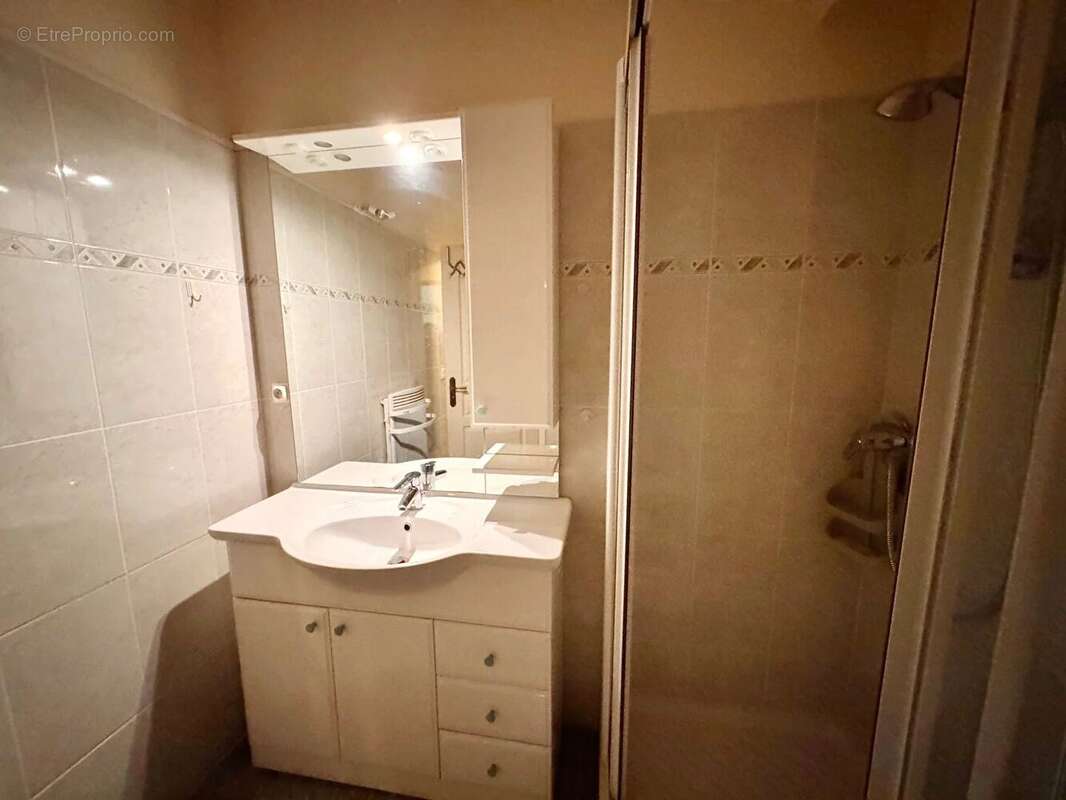 Appartement à CRESPIERES