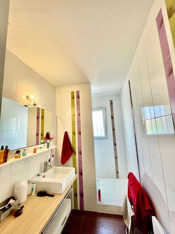NOUVEAUTE ! F3 + Terrasse + Pkg ! - photo 7