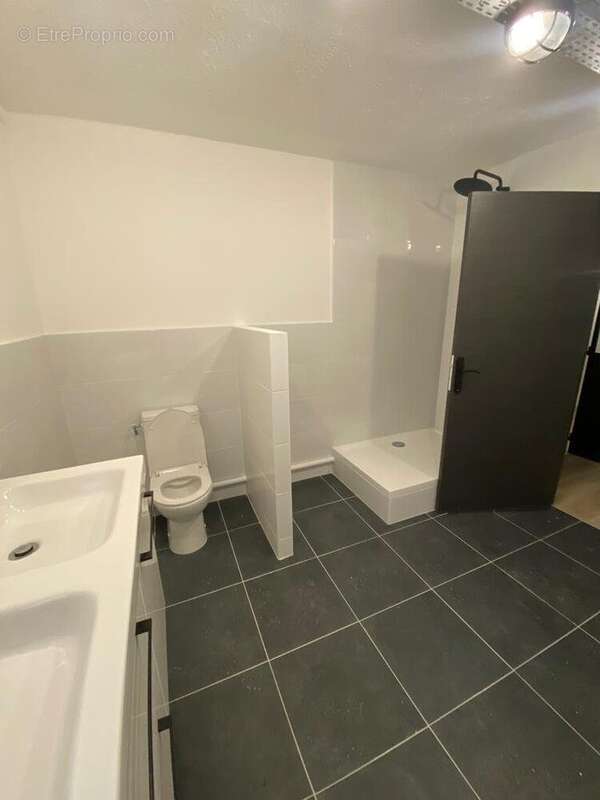 Appartement à PARIS-20E