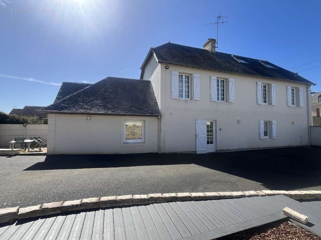 Maison à GRANDCAMP-MAISY