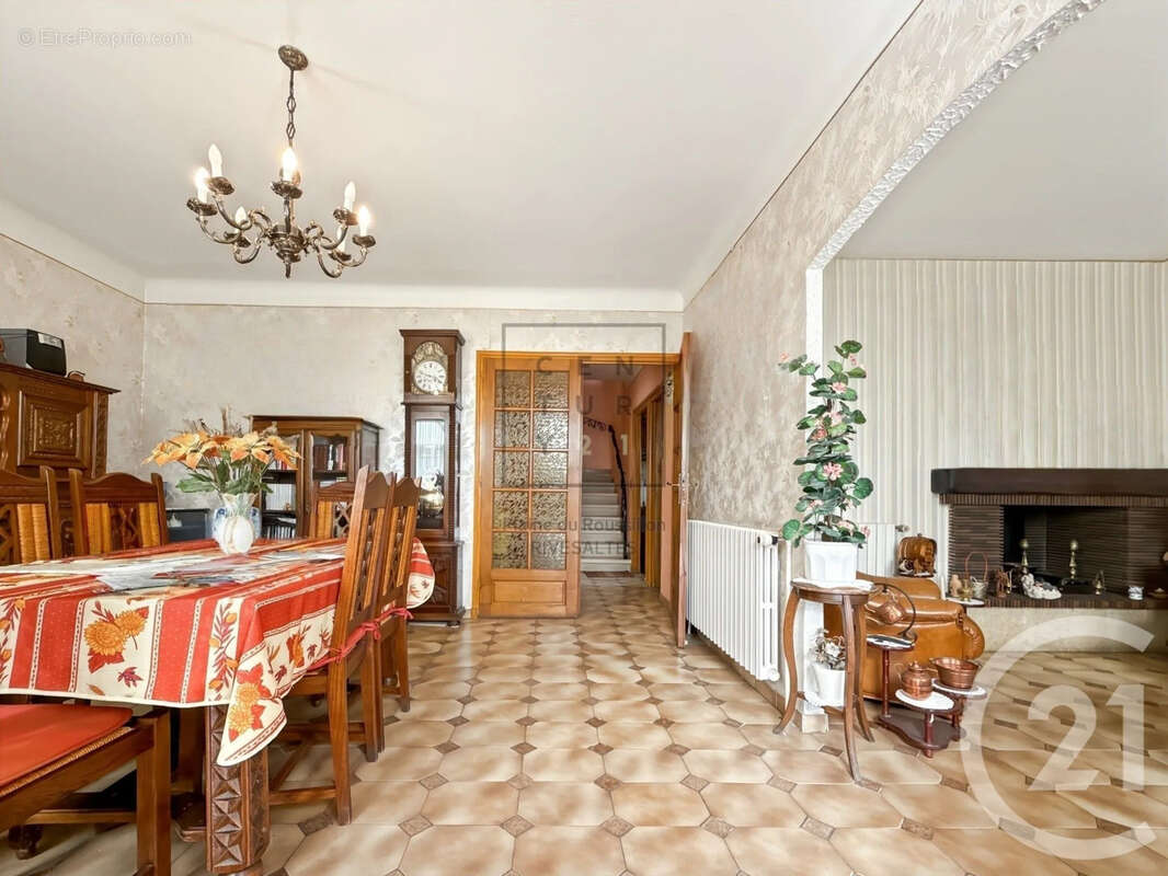 Maison à SAINT-PAUL-DE-FENOUILLET