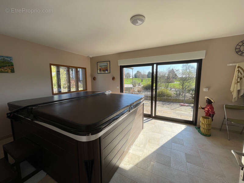 Maison à BOURGTHEROULDE-INFREVILLE