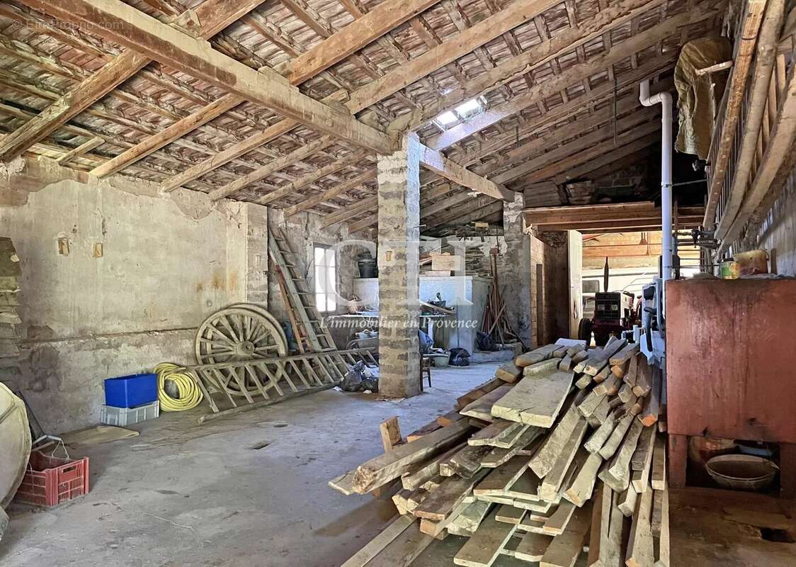 Maison à VAISON-LA-ROMAINE