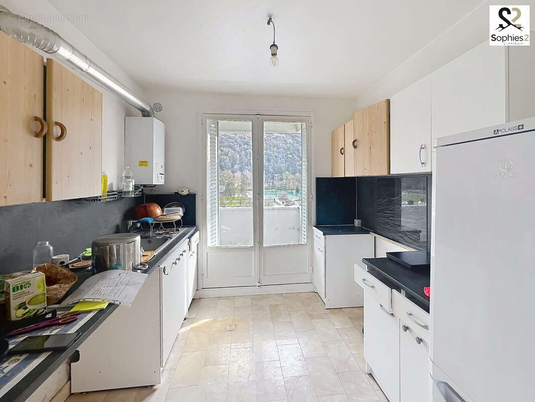 Appartement à SAINT-MARTIN-D'HERES
