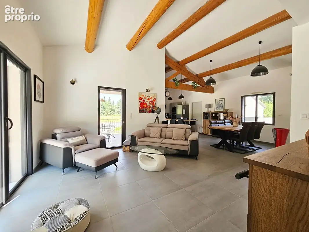Maison 4 pièce(s) 125 m2 - photo 2