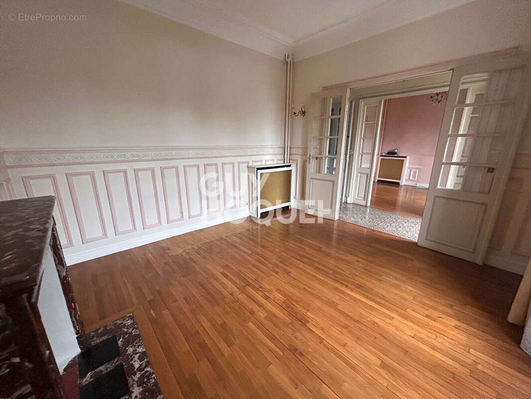 Maison à LES PAVILLONS-SOUS-BOIS