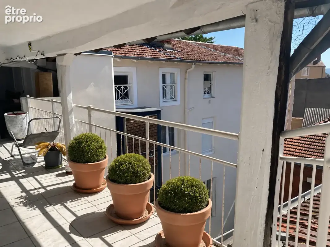 Bel appartement de caractère en plein cœur de Roanne - photo 9