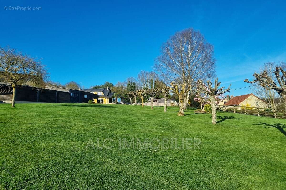 Maison 169 m² à Coulonges-Sur-Sarthe  - photo 7
