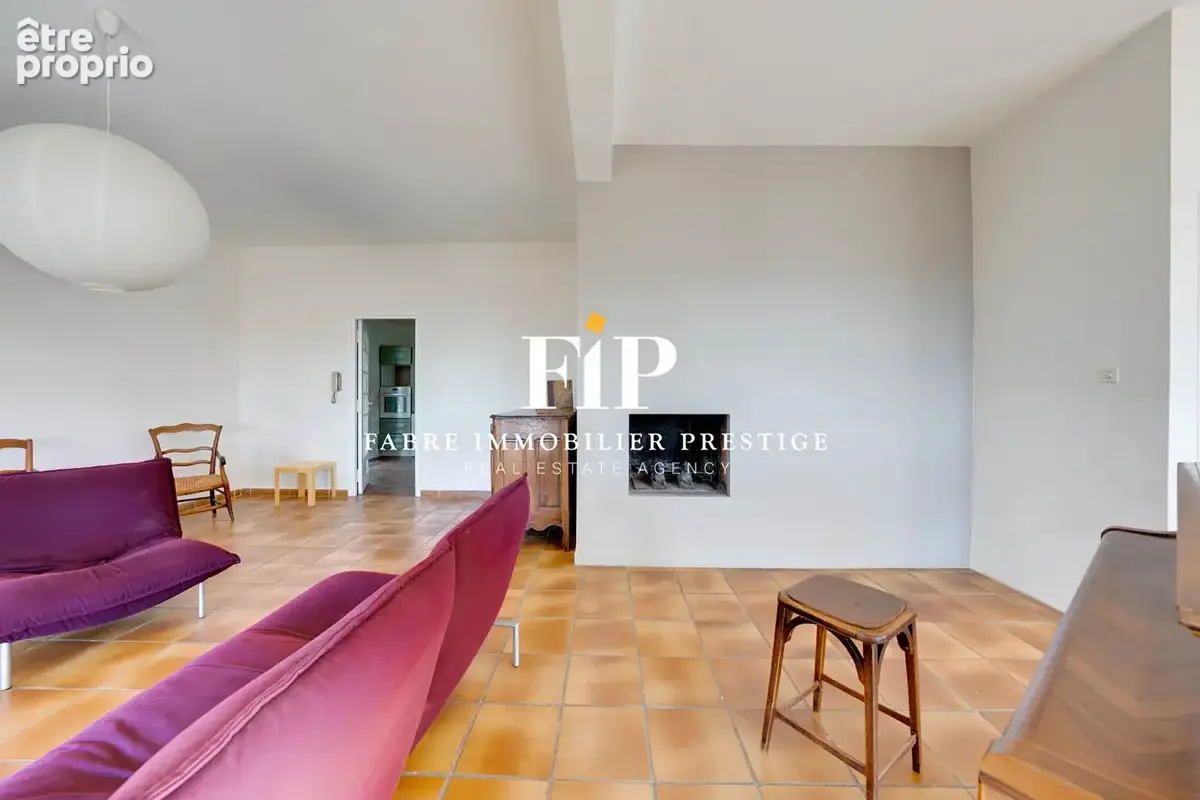 À 2 km du centre d'Aix ? Maison 250 m² , 10 pièces, avec vue - photo 8