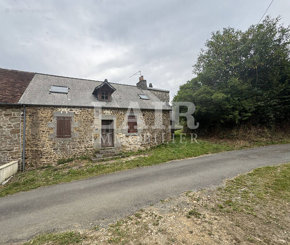 Maison à TESSE-FROULAY
